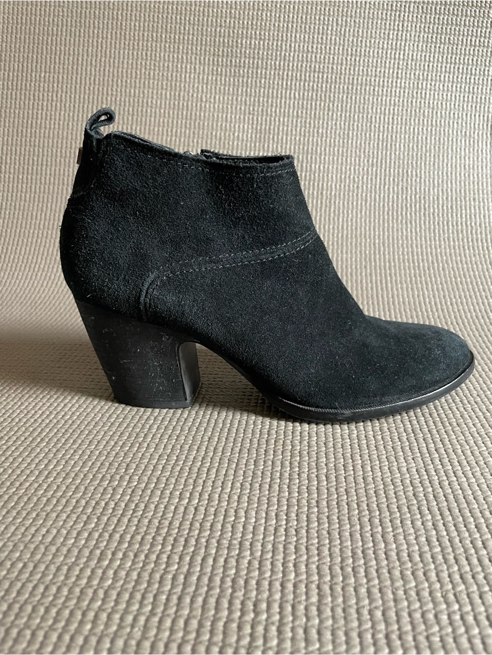 Ivanka Trump Black genuine Suede Ankle Booties Classic Block Heel Zip 7
